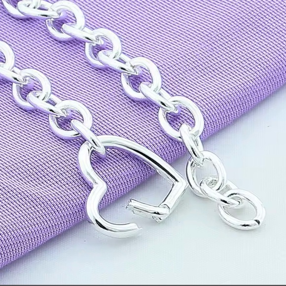 Silver Heart Buckle Bracelet For Women Romantic Bracelets 8” - Picture 4 of 5